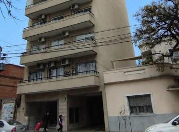 Departamento de 3 ambientes, Monte Castro · Departamento de 3 Ambientes en Monte Castro | Piso Alto Al Frente | Apto Crédito