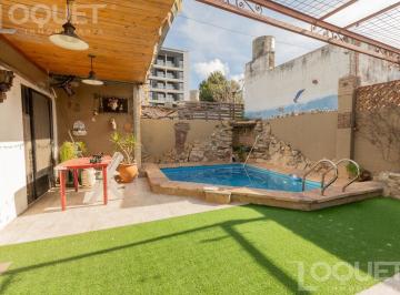 Casa · 144m² · 4 Ambientes · 1 Cochera · Casa en Candioti Norte