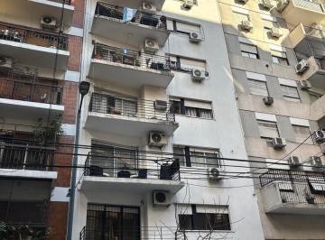 Departamento · 86m² · 3 Ambientes · Alquiler Semipiso 3 Ambientes con Dependencia. Frente. 87 m². Impecable Balcon