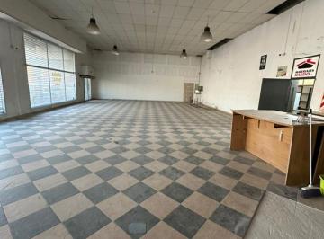Depósito , Morón · Moron Sur a 10 C/ de Rivadavia - Excelente Local de 286 m² - Sobre Gral. J. m. de Pueyrredon