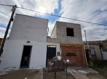 Departamento de 3 ambientes, Ciudad de Santa Fe · 4 Duplex a 200 m de Av Blas Parera