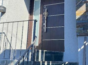 Casa · 211m² · 4 Ambientes · 1 Cochera · Tigre Centro Casa en Venta 4 Amb - Local Comercial