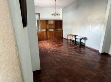 Departamento de 3 ambientes, Avellaneda · Tres Ambientes Amplios