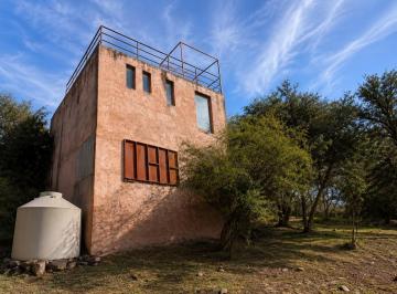 Casa en Venta de 2 ambientes  · Casa con Vista Panorámica en La Reserva Hídrica Los Manantiales, Precio Único Para Invertir