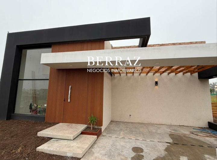 Casa · 115m² · 4 Ambientes · 1 Cochera