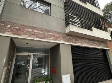 Entrada del edificio · Excelente Semipiso de 2 Ambientes Al Frente en Villa del Parque