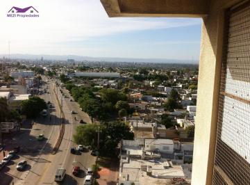Departamento · 100m² · 5 Ambientes · 1 Cochera · Alquilo Amplio Dpto 3 Dorm. - Av Sabattini 4200