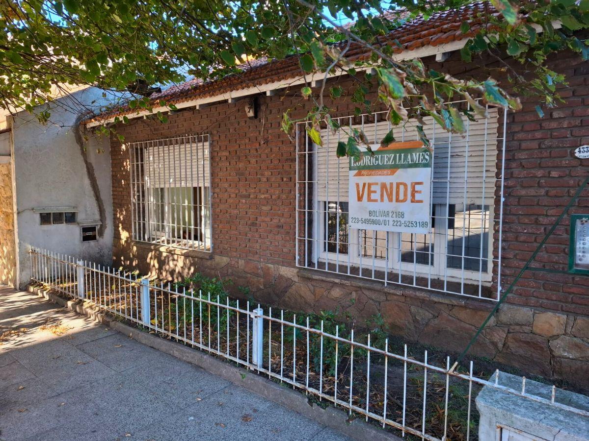 Ph en venta al frente ubicado en el tradicional barrio Chauvín, desarrollado en 1 planta