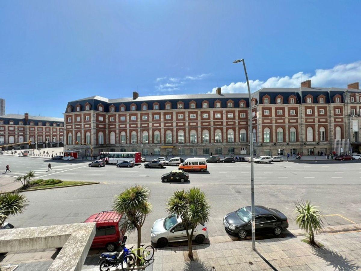 Departamento de 2 ambientes con cochera en zona Torreón