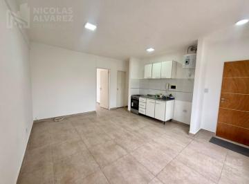 Departamento · 36m² · 2 Ambientes · Alquiler Departamento de 2 Ambientes con Balcón! - Haedo Sur