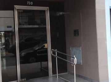 Departamento · 33m² · 2 Ambientes · 2 Amb Todo Hecho a Nuevo con Patio Luminoso a m. Avda.