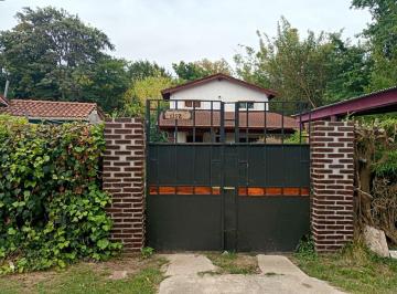 Casa · 80m² · 4 Ambientes · 2 Cocheras · En Venta Casa en La Reja Centro Gran Parque