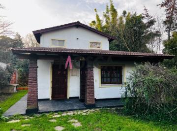 Casa · 80m² · 4 Ambientes · 2 Cocheras · En Venta Casa en La Reja Centro Gran Parque