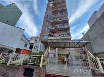 Departamento · 50m² · 2 Ambientes · 1 Cochera · Departamento en Alquiler 2 Amb. C Cochera en Quilmes Centro!