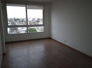 Departamento de 2 ambientes, Villa del Parque · 2 Ambientes Al Frente C/opcion Cochera