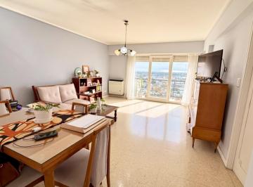 Departamento · 86m² · 4 Ambientes · Departamento 4 Ambientes a La Calle