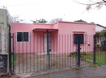 Casa de 3 ambientes, La Plata · Casa 2 Dorm. en Alquiler - Villa Elisa, La Plata