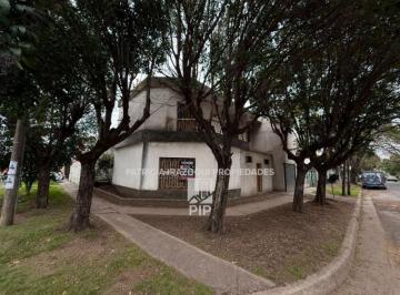 Casa · 115m² · 4 Ambientes · 2 Cocheras · En en
