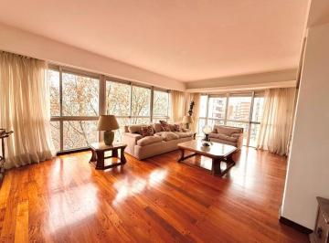 Departamento · 140m² · 4 Ambientes · 1 Cochera · Semipiso de Categoria - en Venta