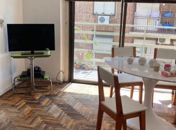 Departamento · 40m² · 2 Ambientes · Departamento 2 Ambientes en Almagro con Balcón - Amoblado - Alquiler Temporario
