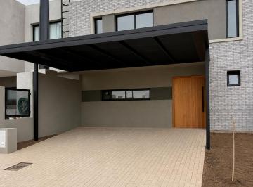 Casa · 223m² · 7 Ambientes · 2 Cocheras · Duplex Premium Frente a Espacio Verde - Solares de Manantiales
