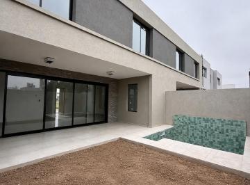 Casa · 223m² · 7 Ambientes · 2 Cocheras · Duplex Premium Frente a Espacio Verde - Solares de Manantiales