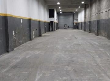 Depósito · 330m² · 1 Ambiente · Depósito en Alquiler en Nueva Pompeya Caba