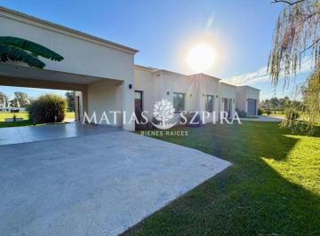 Casa · 195m² · 5 Ambientes · 2 Cocheras · Casa en Venta Santa Matilde - Comarcas de Lujan