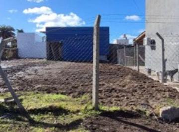 Bodega-Galpón , La Plata · Galpón y Lote Nuevo en Calle 6 Bis E/ 84 y 85 Villa Elvira, La Plata.