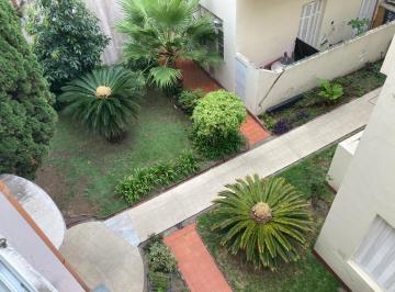 Departamento de 2 ambientes, Caballito · Hermoso Depto de Estilo Racionalista: Silencioso, Luminoso