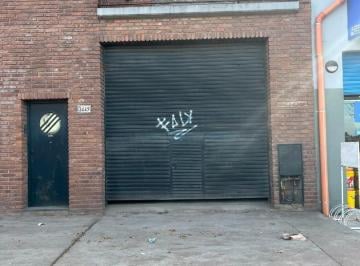 Local comercial · 380m² · Alquiler Local Comercial, Merlo