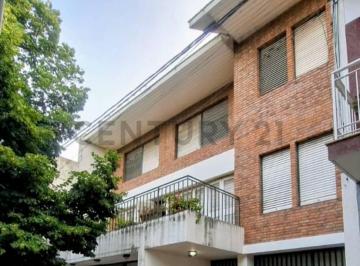 Casa · 513m² · 6 Ambientes · 4 Cocheras · Casa en Venta 4 Dorm., Parque y Local Comercial, Saladillo, Pcia Bs As