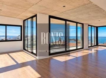 Departamento de 4 ambientes, Uruguay · Departamento Tres Dorm. Estrenar Peninsula - Punta del Este