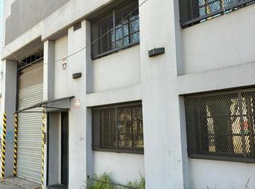 Bodega-Galpón · 590ha · 3 Ambientes · 2 Cocheras · Venta de Importante Galpón con Vivienda y Oficinas - Exc Ubicacion - Lomas Oeste