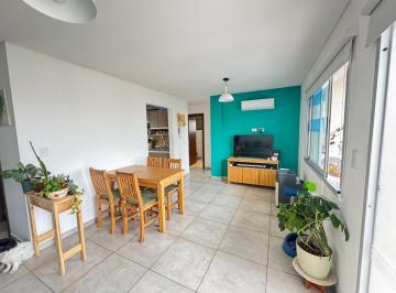 Departamento · 62m² · 3 Ambientes · 1 Cochera · Dpto 3 Amb Venta con Balcon y Cochera, Berazategui