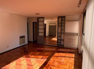 Departamento de 4 ambientes, Córdoba · Alquiler | Amplio Departamento de 3 Dorm.