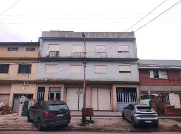 Hotel · 700m² · 16 Dormitorios · Venta de Hotel Sobre Calle Acevedo y Patagones. Atención Constructores