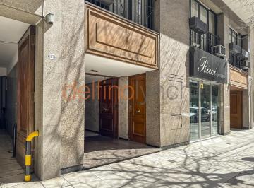 Departamento · 277m² · 5 Ambientes · 1 Cochera · Excelente Oportunidad en Av Alvear - Recoleta - en Venta, Piso Alto con Cochera