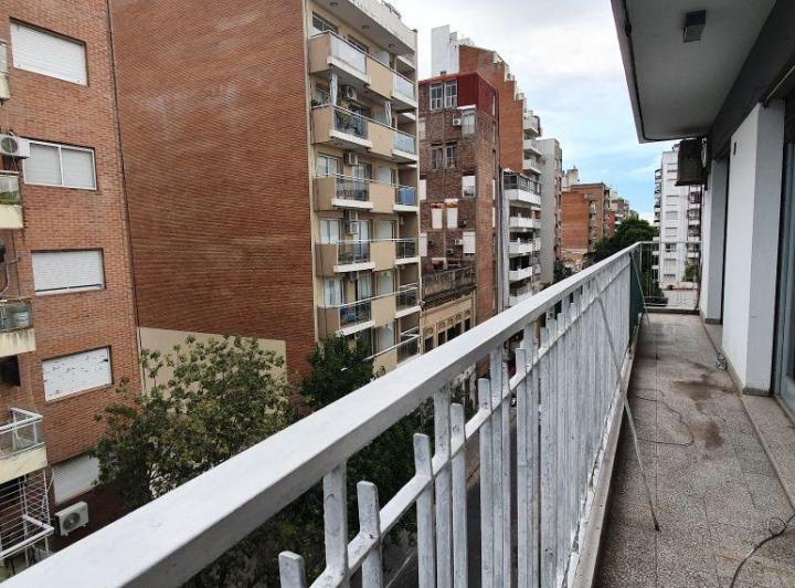 Departamento · 68m² · 5 Ambientes