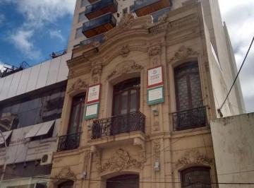 Departamento · 45m² · 3 Ambientes · Alquiler – Departamento de 1 Dormitorio con Balcón en Pleno Centro, a m de La Cañada