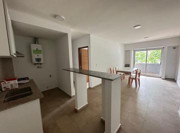 Departamento · 45m² · 2 Ambientes · Departamento en Alquiler Temporal Amoblado. Av 13 E/ 61 y 62