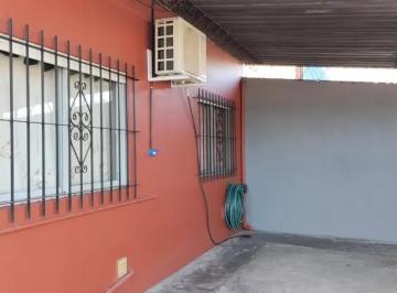 Casa · 150m² · 5 Ambientes · Casa en Venta - 3 Dorm. 1 Baño - 290 m - Lomas de Zamora (Partido)