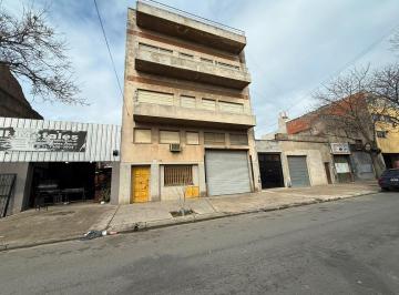 Bodega-Galpón · 1750m² · Galpon en Venta 1700 m² Parque Avellaneda