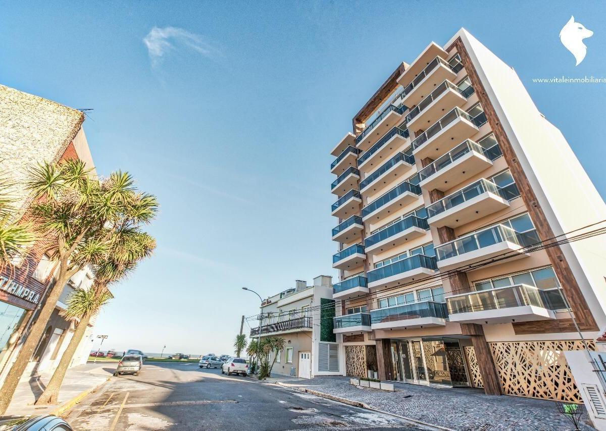 Depto 3 amb, 70m² con balcón y cochera — La Perla