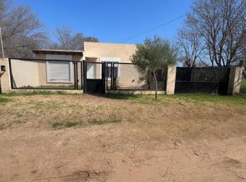 Casa · 625m² · 2 Dormitorios · Casa en Venta en Los Toldos
