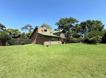 Casa · 155m² · 4 Ambientes · 6 Cocheras · Casa 4 Amb en Venta Apto Credito, Tortuguitas, Parque Alvear I