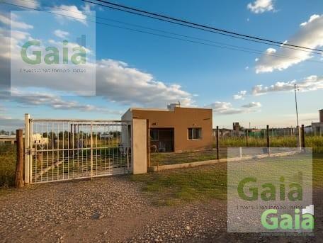 Casa · 72m² · 4 Ambientes · 1 Cochera
