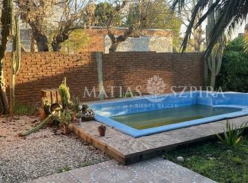 Casa · 177m² · 5 Ambientes · 1 Cochera · Chalet a Refaccionar en 460 m² Muy Linda Ubicación Zona Residencial San Antonio de Padua