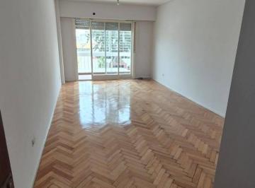 Departamento · 118m² · 4 Ambientes · Departamento en Flores