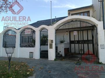Casa · 200m² · 4 Ambientes · 8 Cocheras · Venta Casa con Galpón - Apta Crédito - Potencial de Desarrollo - Zona Libertad y Jara